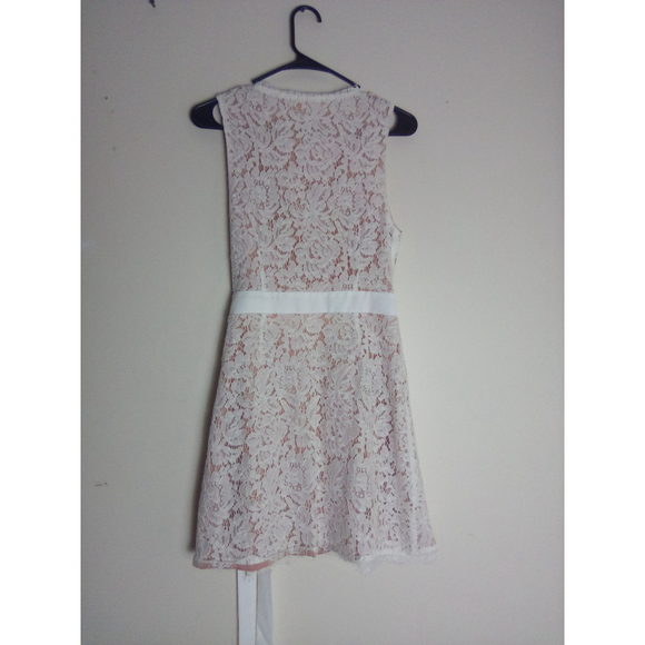 IMPRESSIONS DRESS SIZE SMALL - Picture 4 of 6